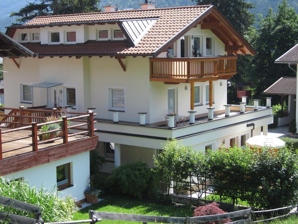 Ferienwohnung Bergpanorama فلبمس الغرفة الصورة